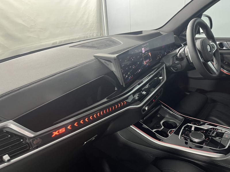 2025 (75) BMW X5 xDrive40d MHT M Sport 5dr Auto 4916895
