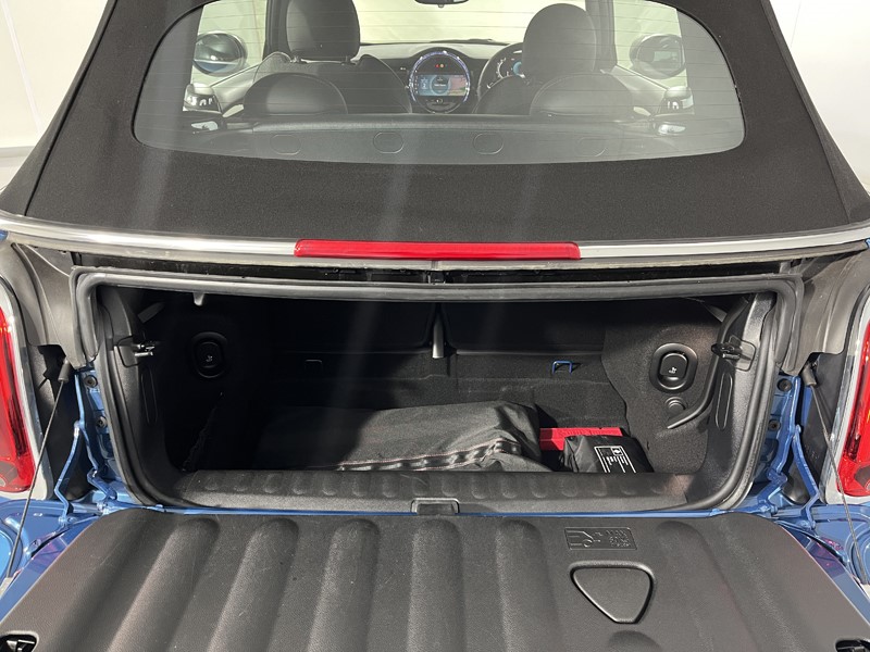 2024 (24) MINI CONVERTIBLE 2.0 Cooper S Classic Premium 2dr Auto 4622136