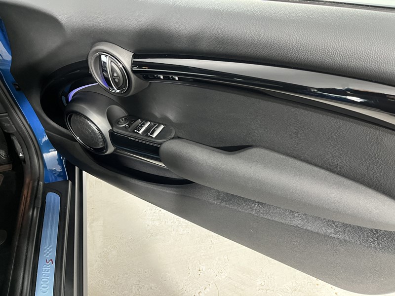2024 (24) MINI CONVERTIBLE 2.0 Cooper S Classic Premium 2dr Auto 4622143