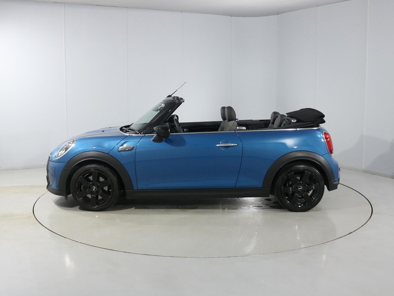 2024 (24) MINI CONVERTIBLE 2.0 Cooper S Classic Premium 2dr Auto 4622172