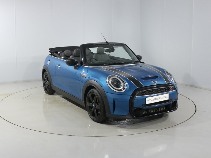 2024 (24) MINI CONVERTIBLE 2.0 Cooper S Classic Premium 2dr Auto