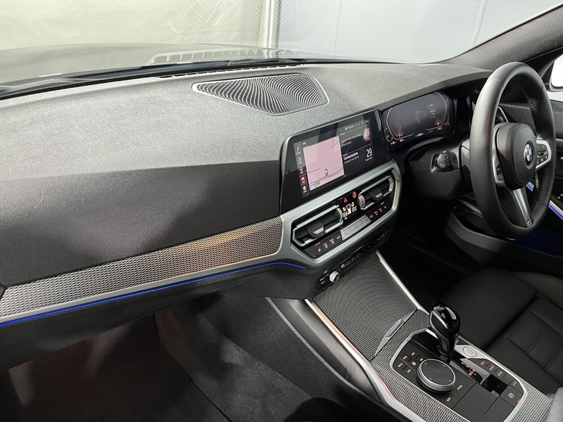 2021 (71) BMW 3 SERIES 318i M Sport 5dr Step Auto 4604318