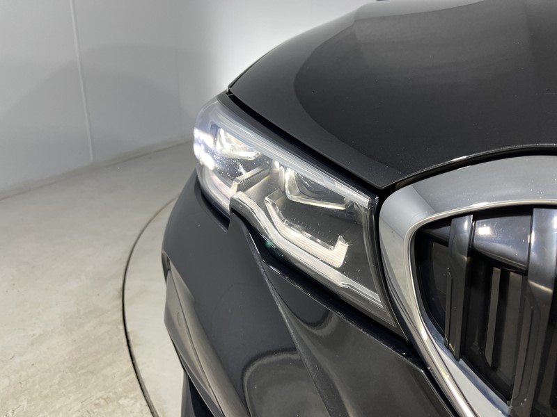 2021 (71) BMW 3 SERIES 318i M Sport 5dr Step Auto 4604351