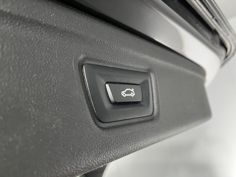 2021 (71) BMW 3 SERIES 318i M Sport 5dr Step Auto 4604358