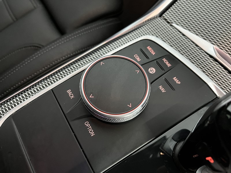 2021 (71) BMW 3 SERIES 318i M Sport 5dr Step Auto 4604343