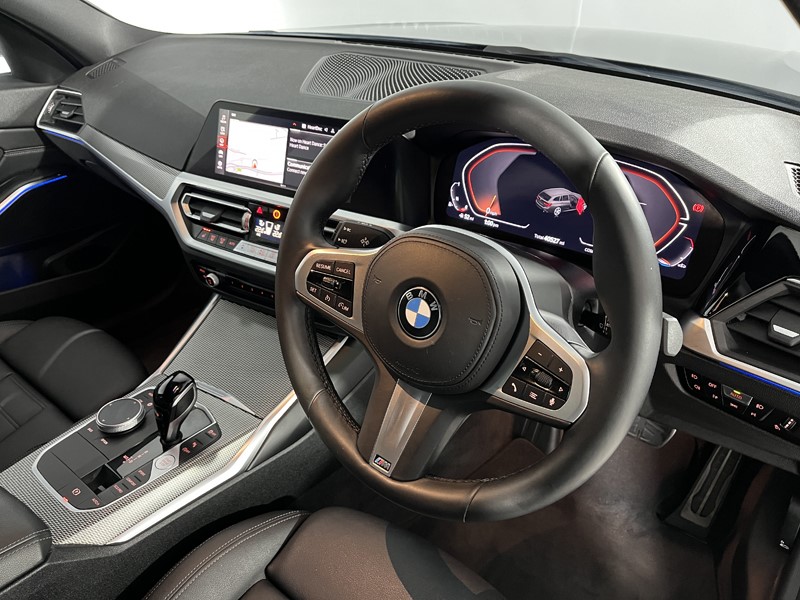 2021 (71) BMW 3 SERIES 318i M Sport 5dr Step Auto 4604317