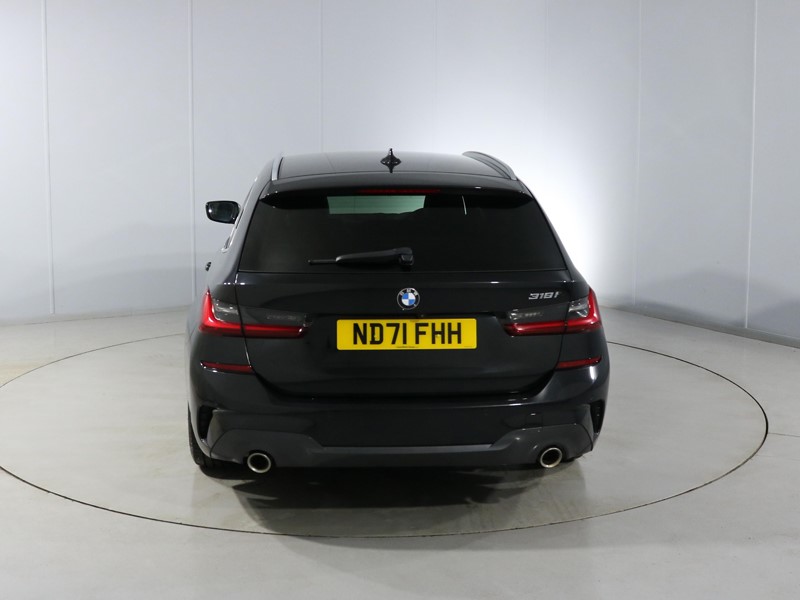2021 (71) BMW 3 SERIES 318i M Sport 5dr Step Auto 4604325