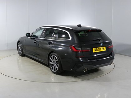 2021 (71) BMW 3 SERIES 318i M Sport 5dr Step Auto