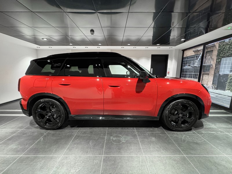 2025 (75) MINI COUNTRYMAN 230kW SE Sport [Level 2] ALL4 66kWh 5dr Auto 5042104