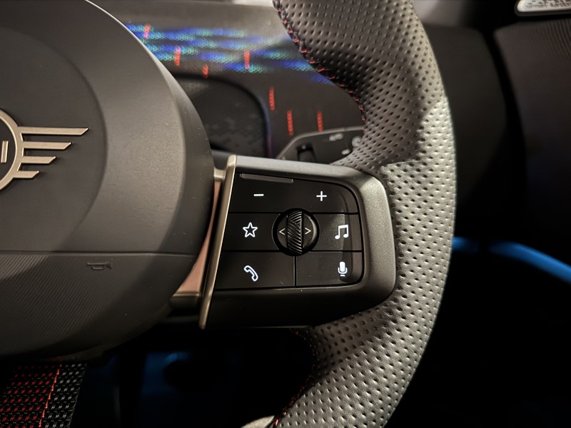 2025 (75) MINI COUNTRYMAN 230kW SE Sport [Level 2] ALL4 66kWh 5dr Auto 5042125