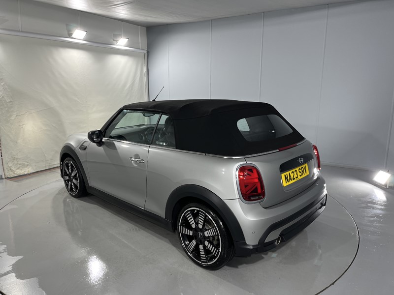 2023 (23) MINI CONVERTIBLE 1.5 Cooper Exclusive Premium 2dr Auto 4614914