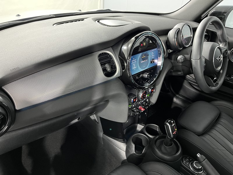 2023 (23) MINI CONVERTIBLE 1.5 Cooper Exclusive Premium 2dr Auto 4614884