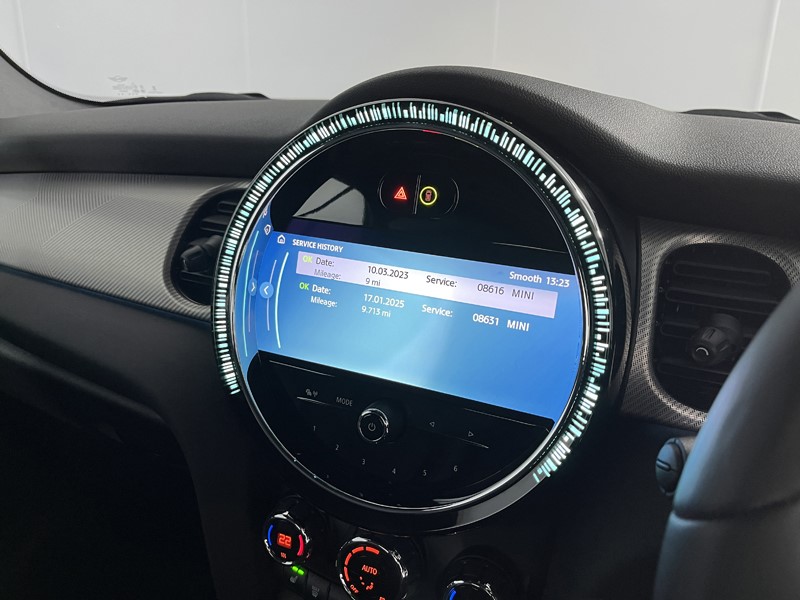 2023 (23) MINI CONVERTIBLE 1.5 Cooper Exclusive Premium 2dr Auto 4614906