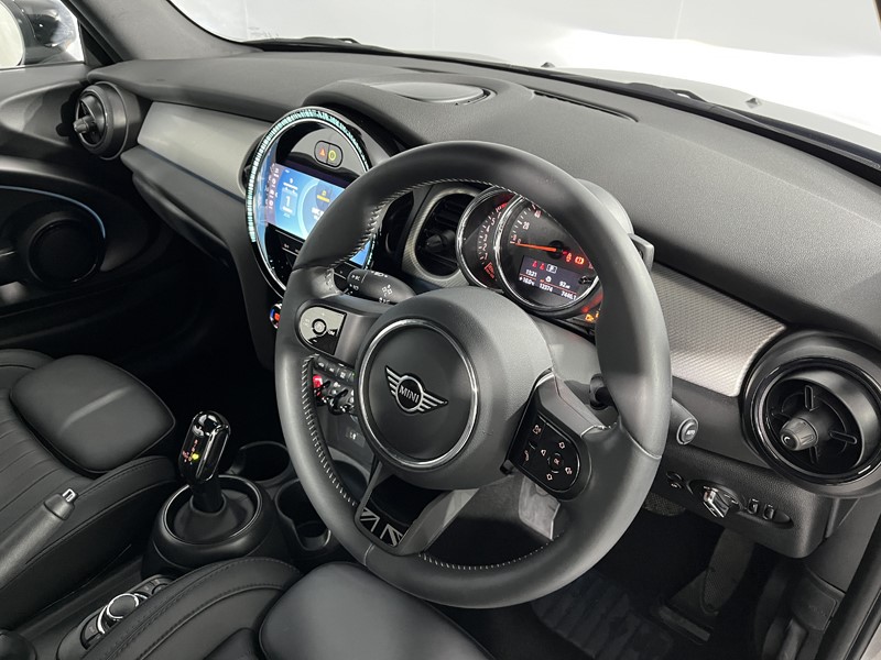 2023 (23) MINI CONVERTIBLE 1.5 Cooper Exclusive Premium 2dr Auto 4614883