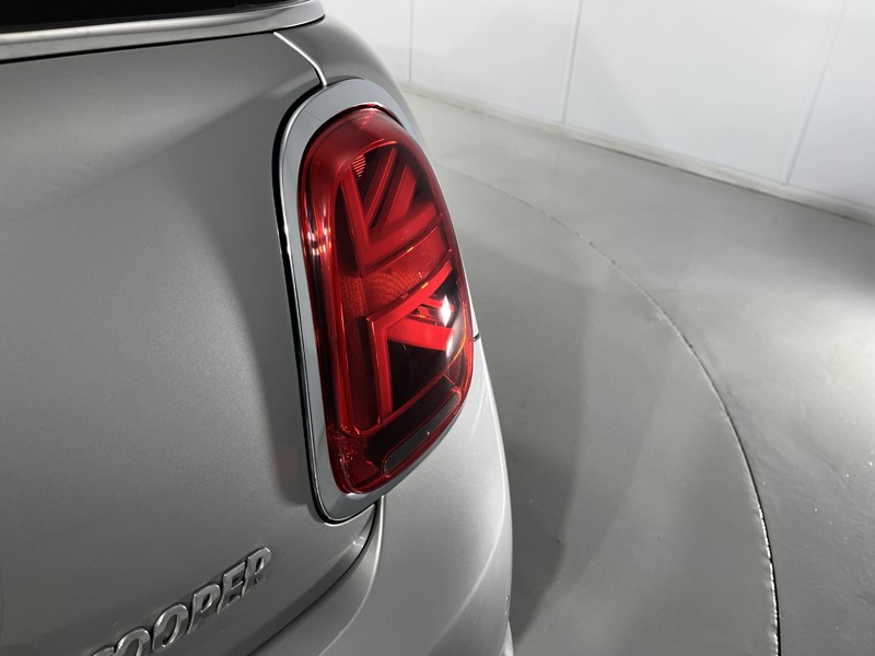 2023 (23) MINI CONVERTIBLE 1.5 Cooper Exclusive Premium 2dr Auto 4614918