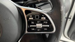 2021 (21) MERCEDES-BENZ GLA 200 Sport 5dr Auto 4599988