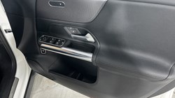 2021 (21) MERCEDES-BENZ GLA 200 Sport 5dr Auto 4599983