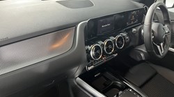 2021 (21) MERCEDES-BENZ GLA 200 Sport 5dr Auto 4599970