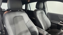 2021 (21) MERCEDES-BENZ GLA 200 Sport 5dr Auto 4599974