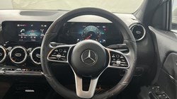 2021 (21) MERCEDES-BENZ GLA 200 Sport 5dr Auto 4599968
