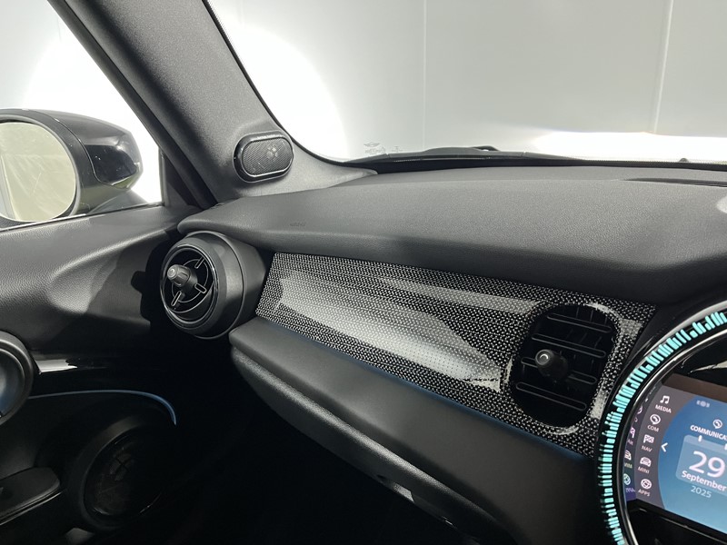 2022 (72) MINI CONVERTIBLE 1.5 Cooper Exclusive 2dr Auto 4605698