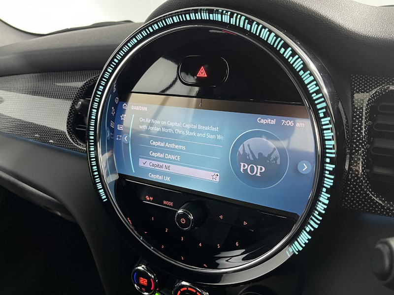 2022 (72) MINI CONVERTIBLE 1.5 Cooper Exclusive 2dr Auto 4605699