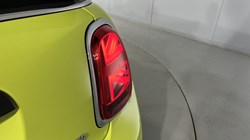 2022 (72) MINI CONVERTIBLE 1.5 Cooper Exclusive 2dr Auto 4605714