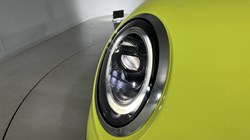 2022 (72) MINI CONVERTIBLE 1.5 Cooper Exclusive 2dr Auto 4605710