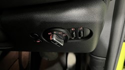 2022 (72) MINI CONVERTIBLE 1.5 Cooper Exclusive 2dr Auto 4605692