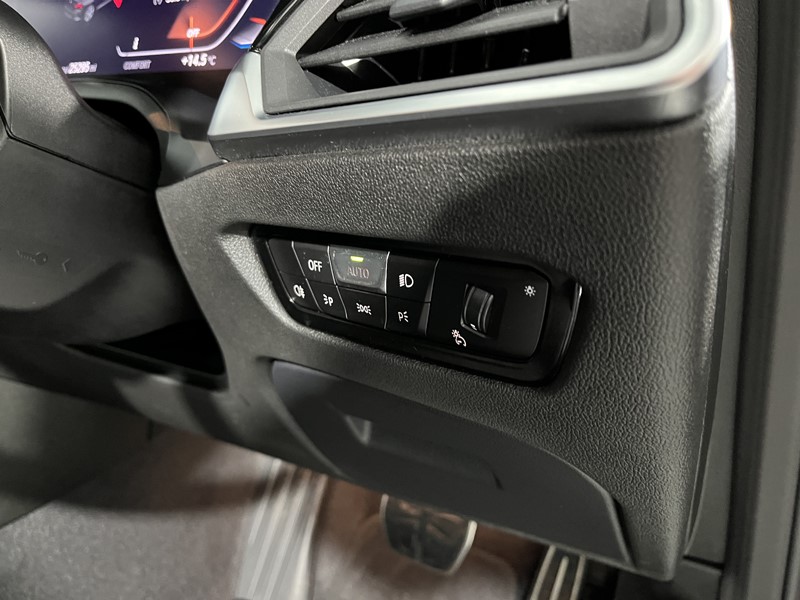 2022 (22) BMW 2 SERIES 220i M Sport 2dr Step Auto 4621737