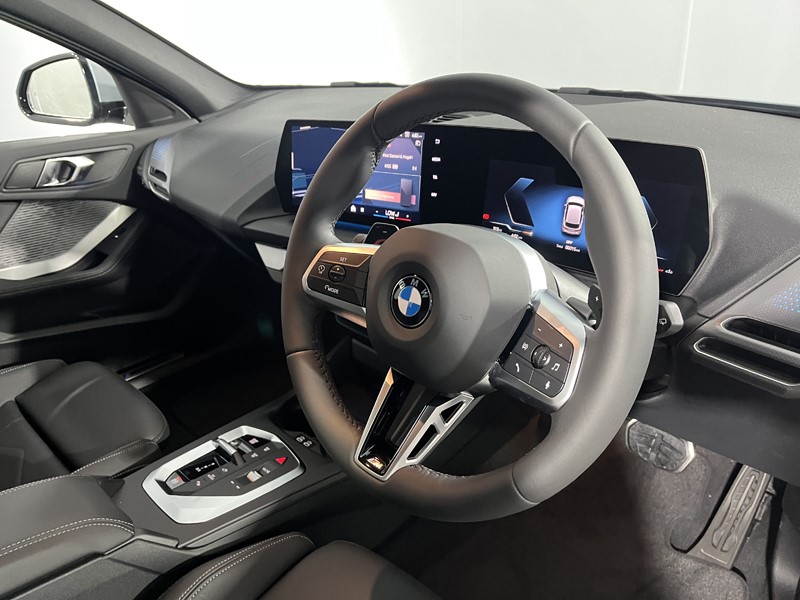 2025 (25) BMW 1 SERIES 120 M Sport 5dr Step Auto 4924469