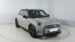 2022 (22) MINI HATCHBACK 1.5 Cooper Exclusive 5dr 4621845