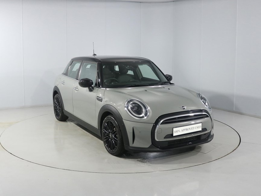 2022 (22) MINI HATCHBACK 1.5 Cooper Exclusive 5dr