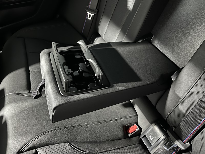 2025 (75) BMW I4 250kW eDrive40 M Sport 83.9kWh 5dr Auto 4917475