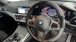 2021 (21) BMW 3 SERIES 320d MHT M Sport 5dr Step Auto 4615355