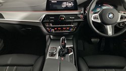 2020 (70) BMW 5 SERIES 520i M Sport 4dr Auto 4636023
