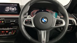 2020 (70) BMW 5 SERIES 520i M Sport 4dr Auto 4636024