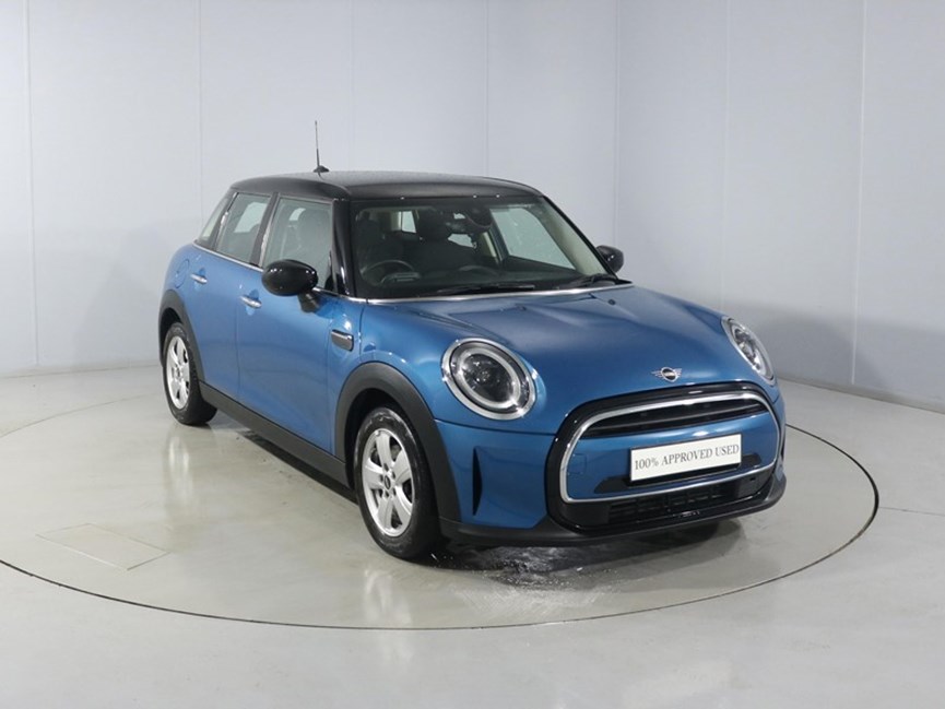 2023 (23) MINI HATCHBACK 1.5 Cooper Classic Premium 5dr Auto