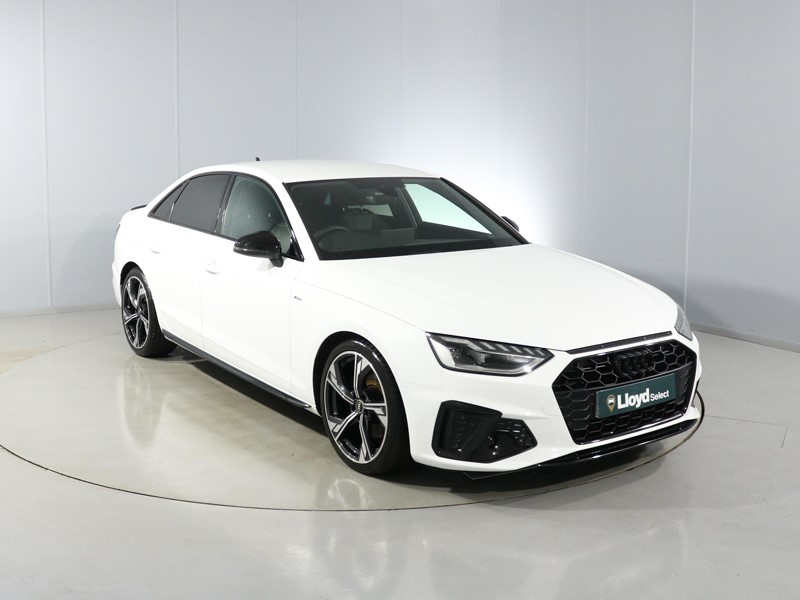 2022 (71) AUDI A4 35 TFSI Black Edition 4dr S Tronic