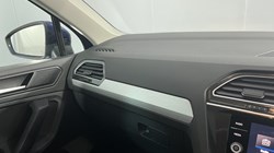 2019 (19) VOLKSWAGEN TIGUAN 1.5 TSi EVO 150 Match 5dr 4659323