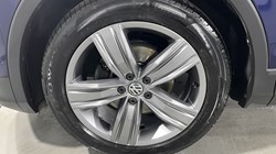 2019 (19) VOLKSWAGEN TIGUAN 1.5 TSi EVO 150 Match 5dr 4659312
