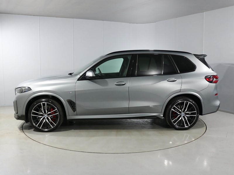 2025 (75) BMW X5 xDrive40d MHT M Sport 5dr Auto 4917779