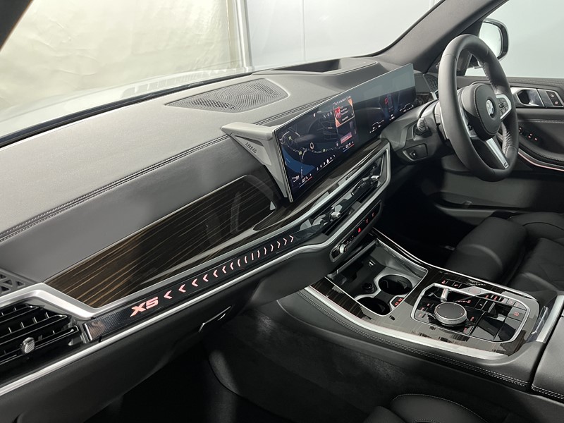 2025 (75) BMW X5 xDrive40d MHT M Sport 5dr Auto 4917733