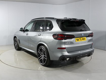 2025 (75) BMW X5 xDrive40d MHT M Sport 5dr Auto
