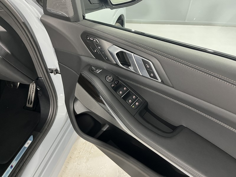 2025 (75) BMW X7 xDrive40i MHT M Sport 5dr Step Auto 5264437