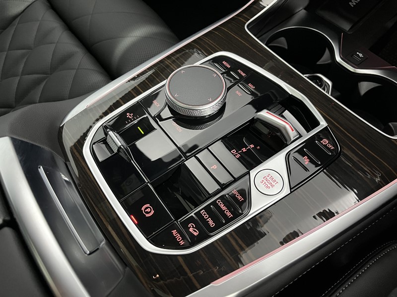 2025 (75) BMW X7 xDrive40i MHT M Sport 5dr Step Auto 5264426