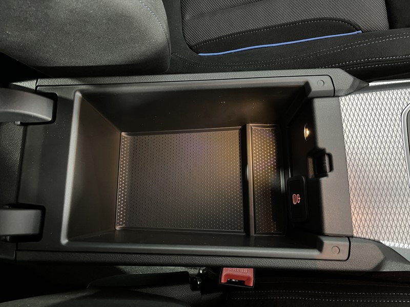 2025 (75) BMW 3 SERIES 320i M Sport 4dr Step Auto 4968533