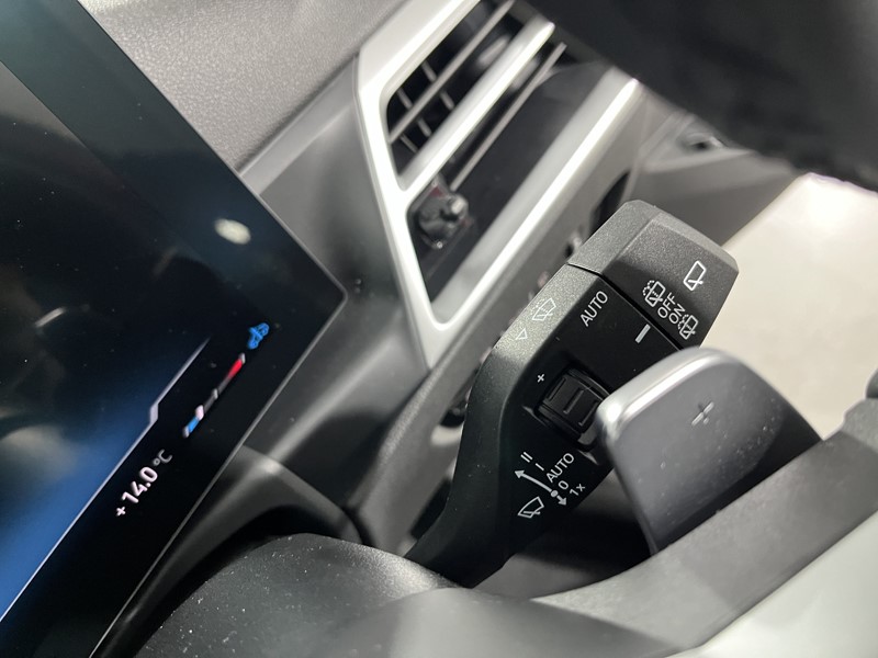 2025 (75) BMW 3 SERIES 320i M Sport 5dr Step Auto 4968721