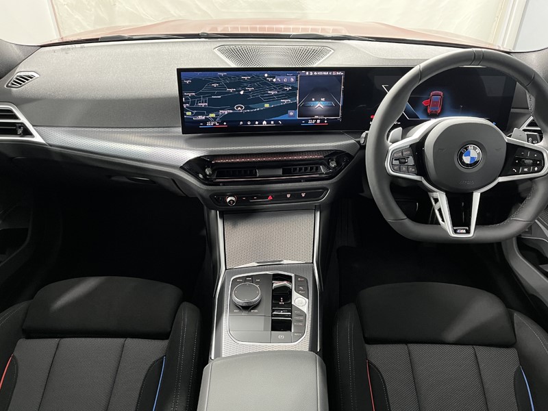 2025 (75) BMW 3 SERIES 320i M Sport 5dr Step Auto 4968700