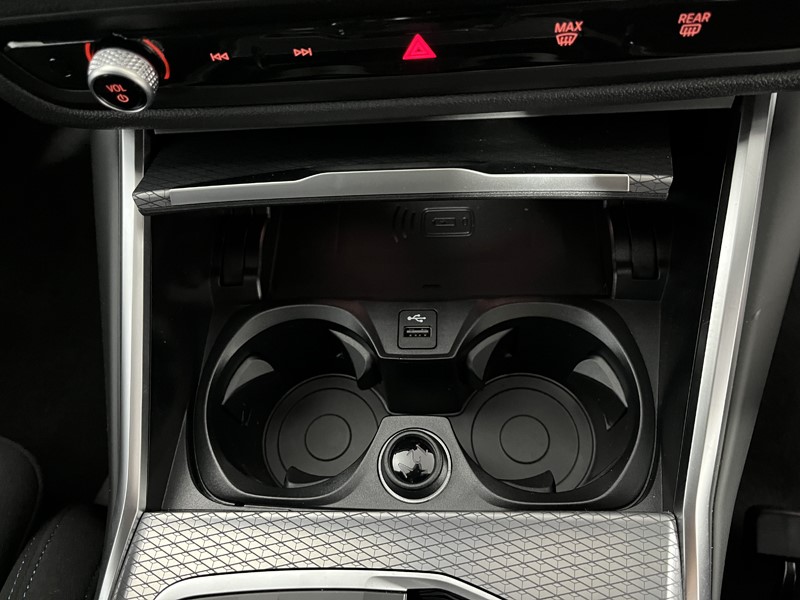 2025 (75) BMW 3 SERIES 320i M Sport 5dr Step Auto 4968727